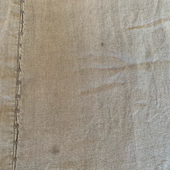 Linen table runner - Picture 6 of 7